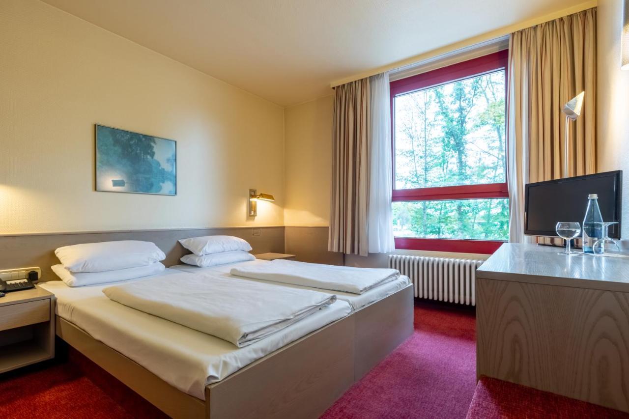 Hotel Baden-Baden Exteriör bild